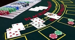 Antarmuka pemilihan meja Live Betting dengan batas taruhan dan informasi dealer